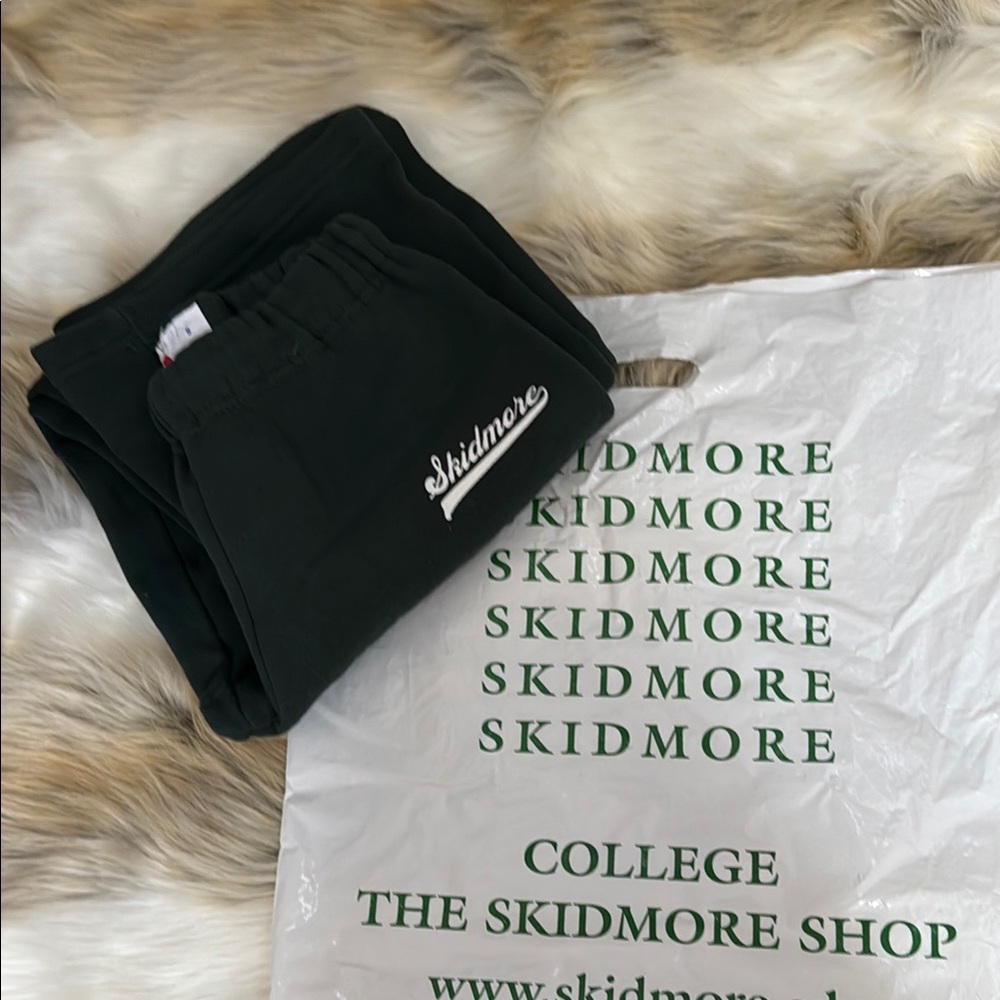 Skidmore College Dark Green Sweatpants